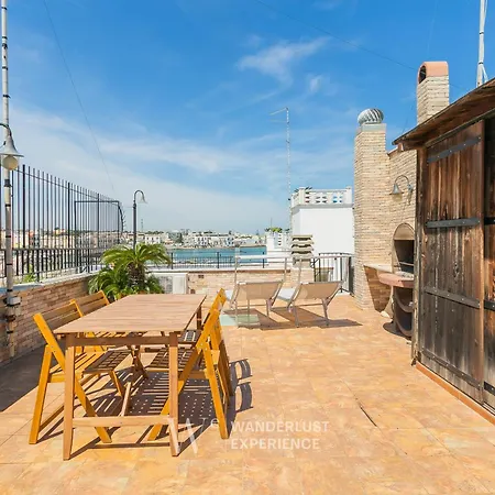 Wanderlust Experience Fronte Porto * Bari