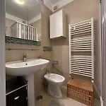 Wanderlust Experience Fronte Porto Apartment Bari