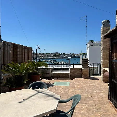 Fronte Porto דירה *